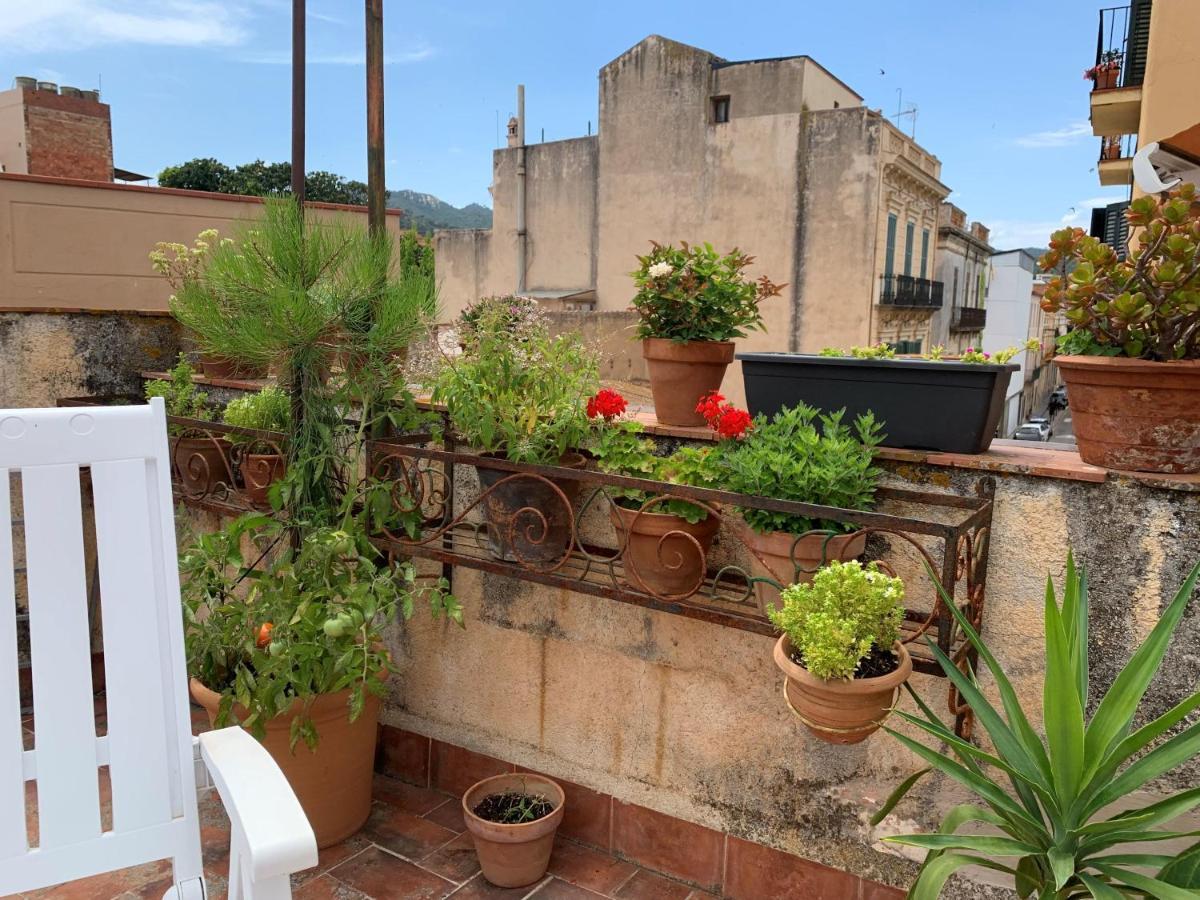 Notaria-Apartamento Y Estudio En Casco Antiguo, Al Lado De Playa, Rambla Y Monasterio, Con Acceso A Terraza Ajardinada Sant Feliu de Guíxols Extérieur photo