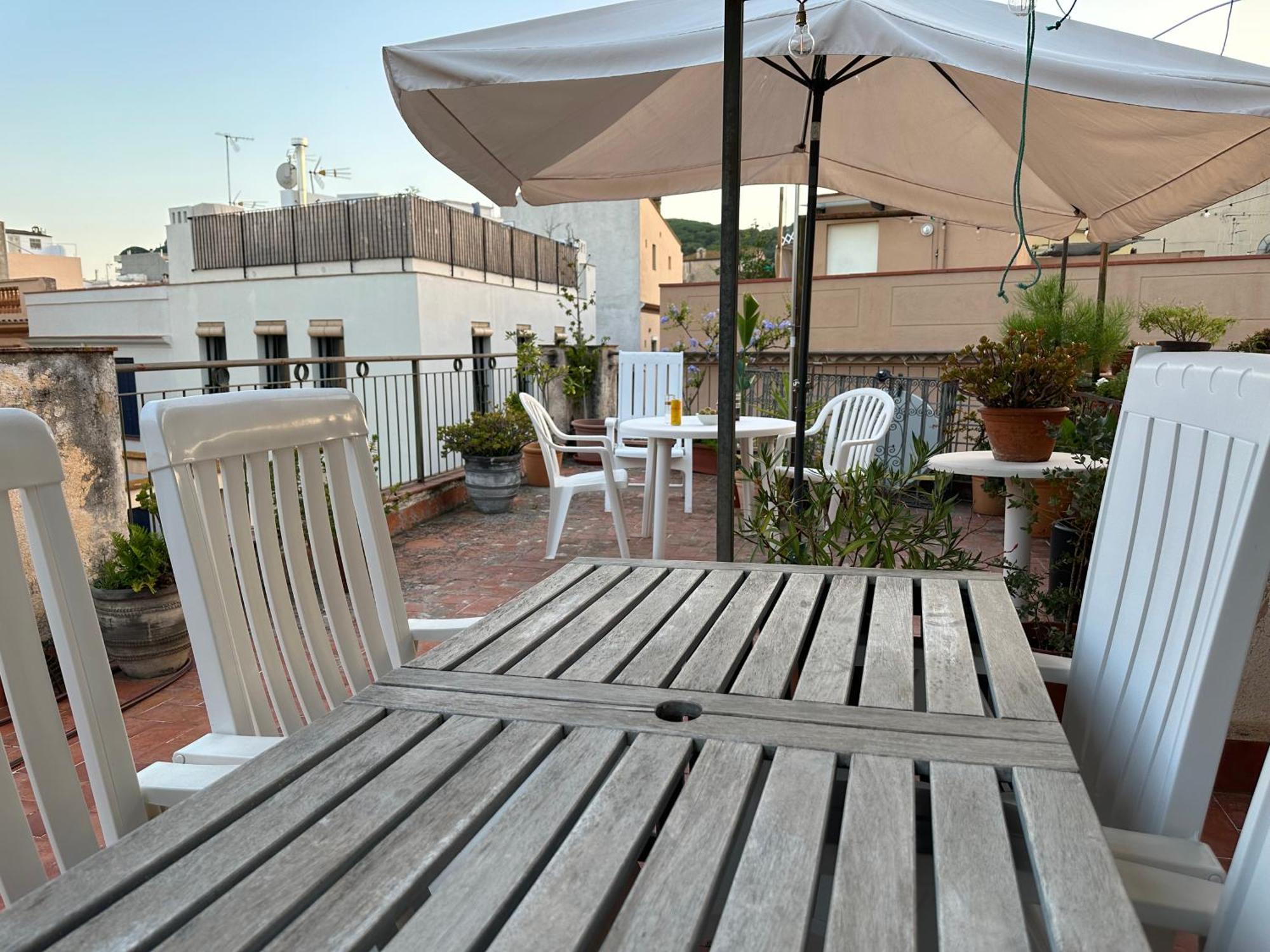 Notaria-Apartamento Y Estudio En Casco Antiguo, Al Lado De Playa, Rambla Y Monasterio, Con Acceso A Terraza Ajardinada Sant Feliu de Guíxols Extérieur photo