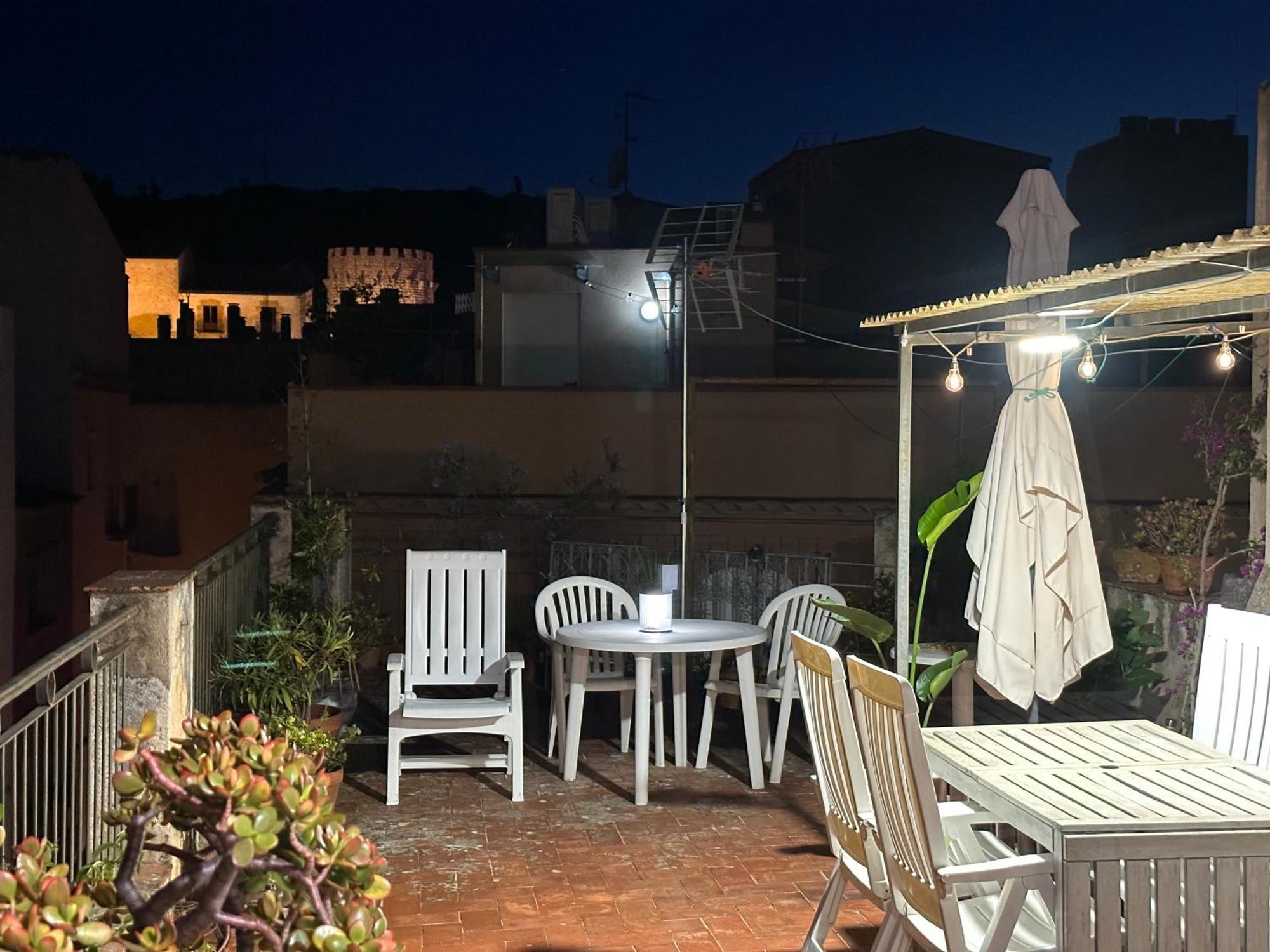 Notaria-Apartamento Y Estudio En Casco Antiguo, Al Lado De Playa, Rambla Y Monasterio, Con Acceso A Terraza Ajardinada Sant Feliu de Guíxols Extérieur photo