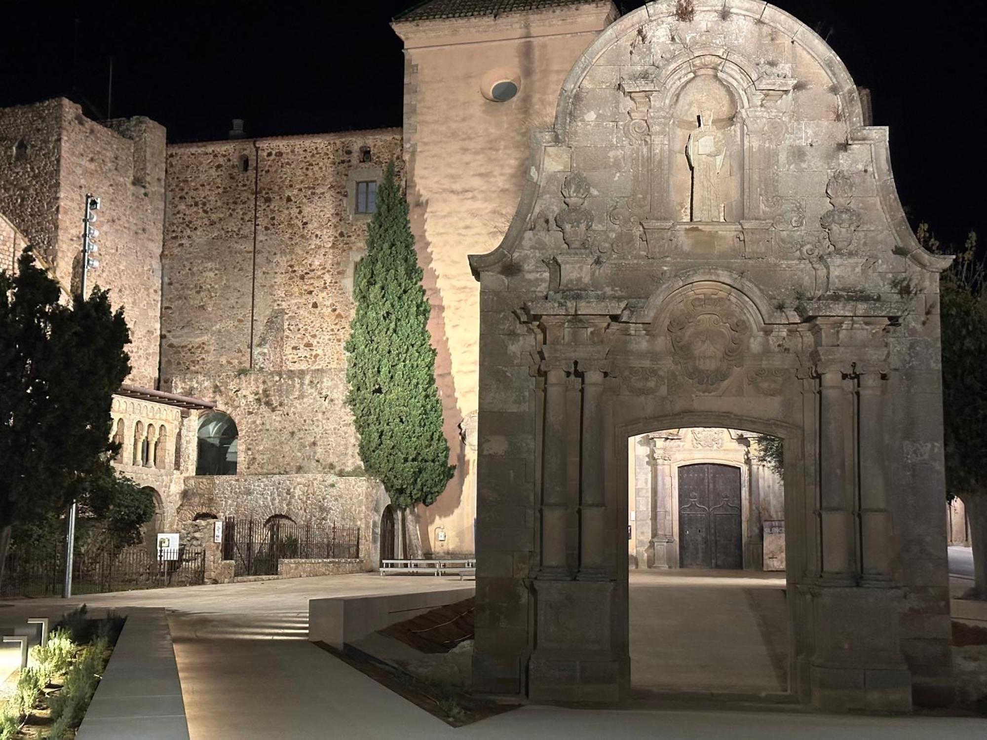 Notaria-Apartamento Y Estudio En Casco Antiguo, Al Lado De Playa, Rambla Y Monasterio, Con Acceso A Terraza Ajardinada Sant Feliu de Guíxols Extérieur photo