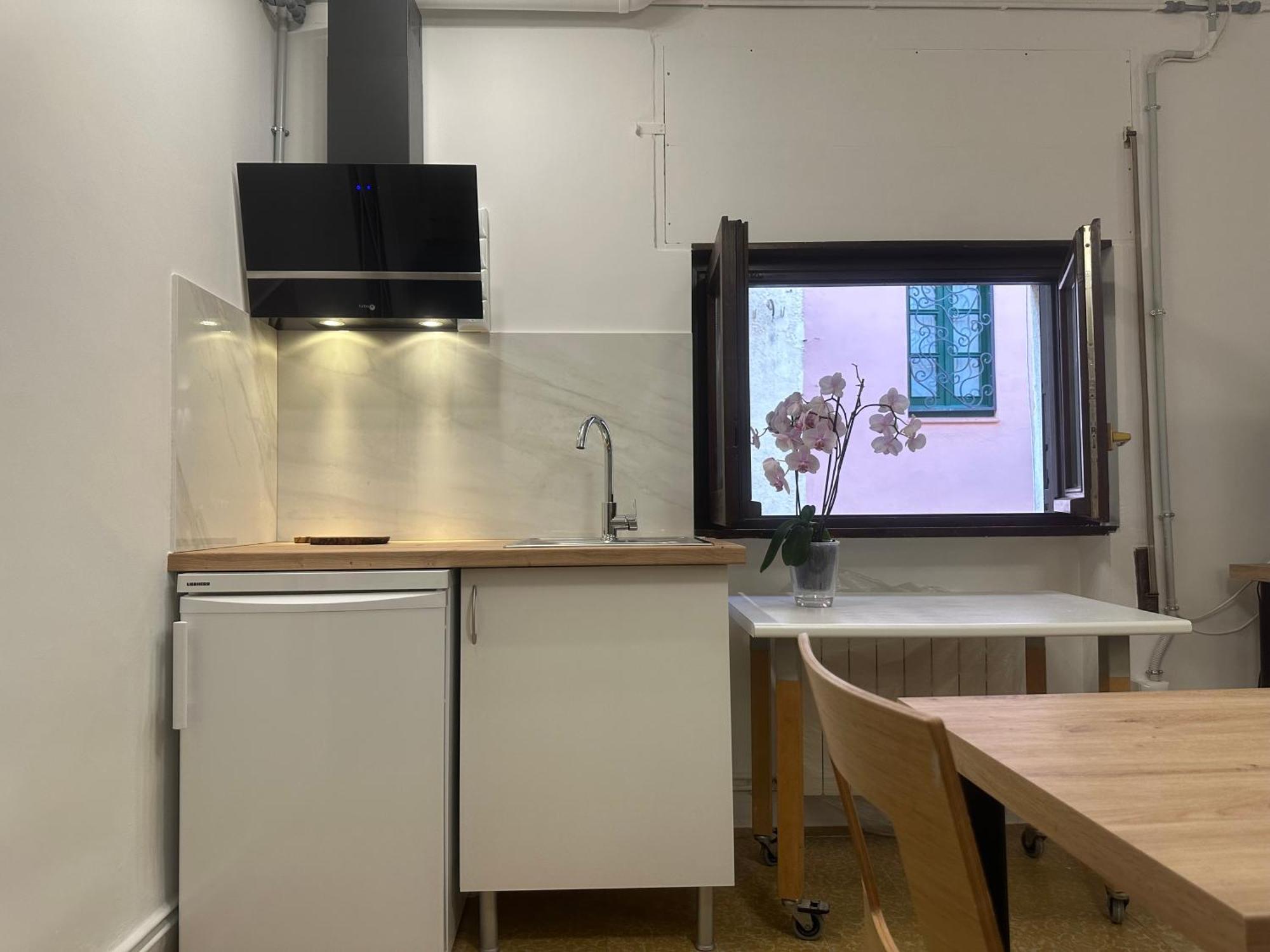 Notaria-Apartamento Y Estudio En Casco Antiguo, Al Lado De Playa, Rambla Y Monasterio, Con Acceso A Terraza Ajardinada Sant Feliu de Guíxols Extérieur photo