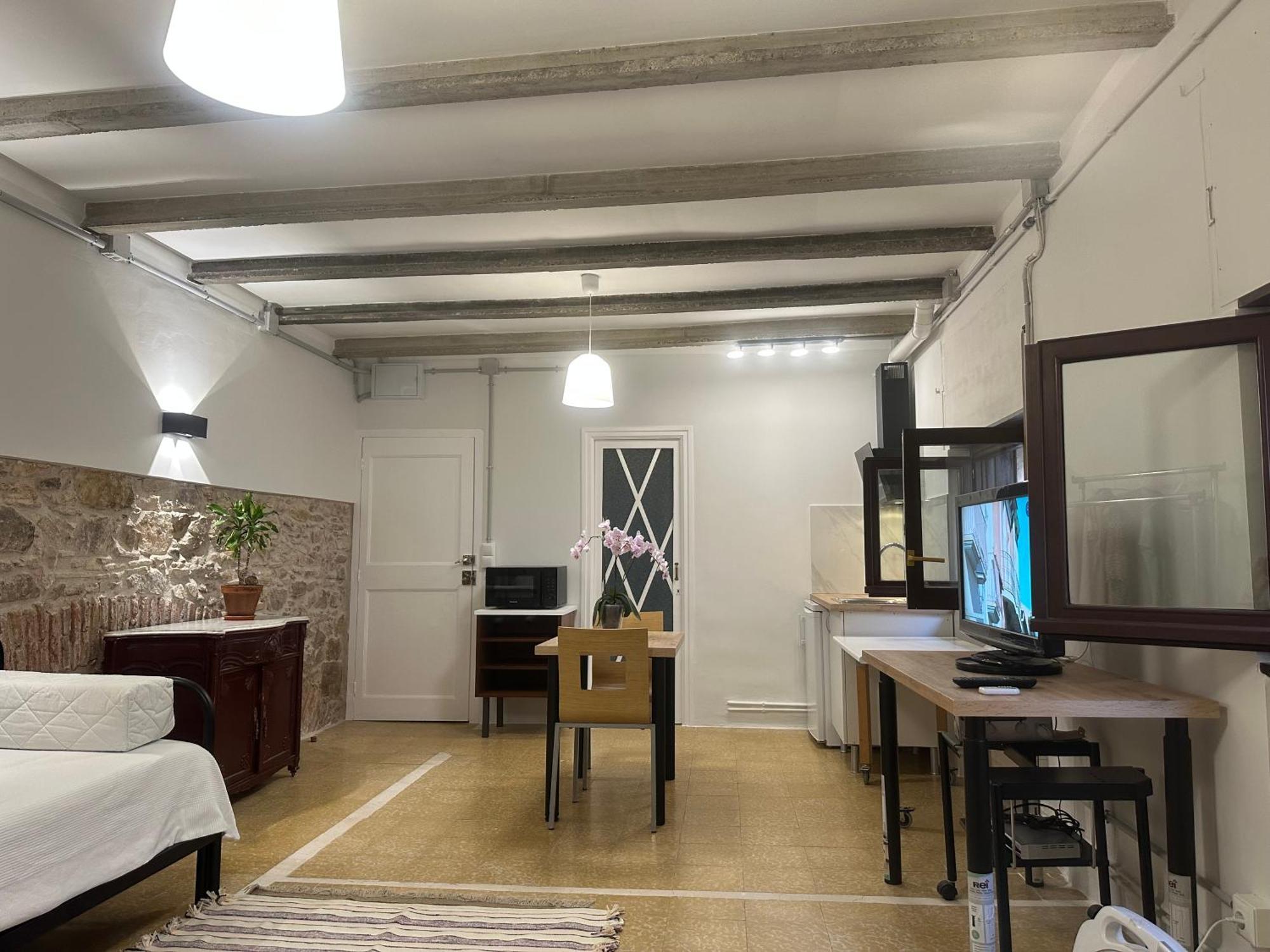 Notaria-Apartamento Y Estudio En Casco Antiguo, Al Lado De Playa, Rambla Y Monasterio, Con Acceso A Terraza Ajardinada Sant Feliu de Guíxols Extérieur photo